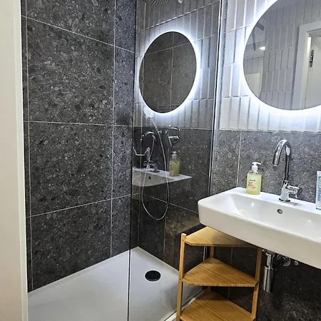 Teddbear - Stylish With A Cozy Soul 布尔诺